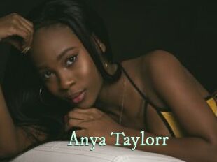 Anya_Taylorr
