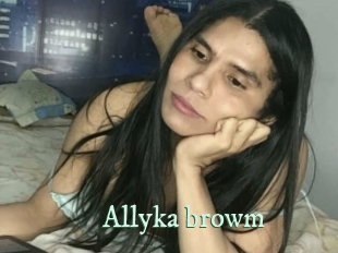 Allyka_browm