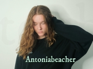 Antoniabeacher