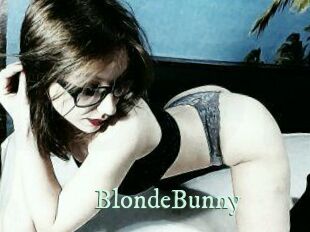 BlondeBunny