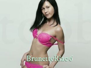 BrunetteRia06