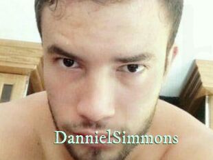 Danniel_Simmons