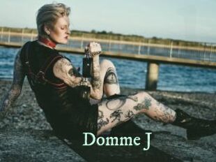 Domme_J