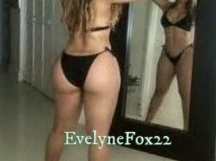 EvelyneFox22