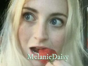 Melanie_Daisy