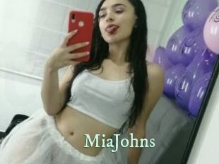 MiaJohns