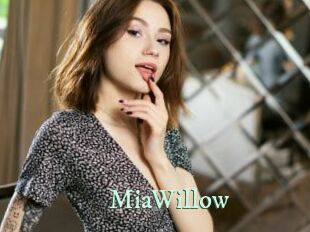 MiaWillow