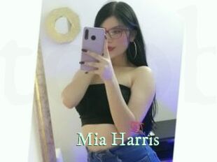 Mia_Harris