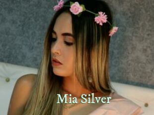 Mia_Silver