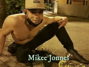 Mikee_Jonnes
