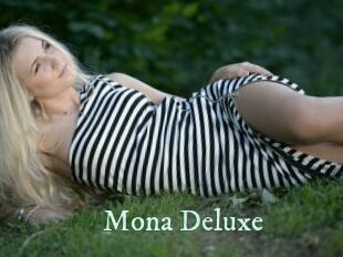 Mona_Deluxe_