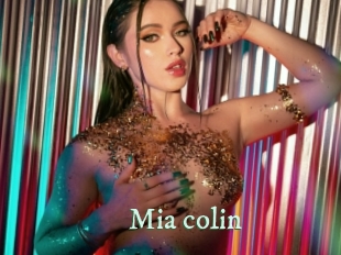 Mia_colin