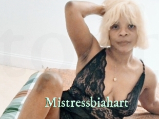 Mistressbiahart