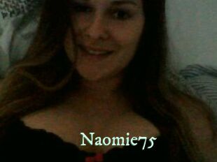 Naomie75