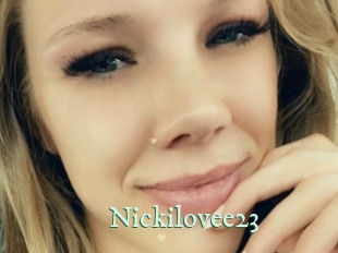 Nickilovee23