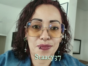 Staacy37