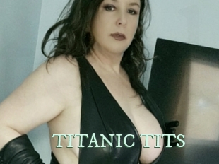 TITANIC_TITS